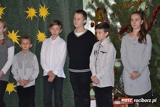 Zdjęcie w galerii na portalu naszraciborz.pl: Atmosfera świąt i kultury nie tylko politycznej wiadomości z regionu