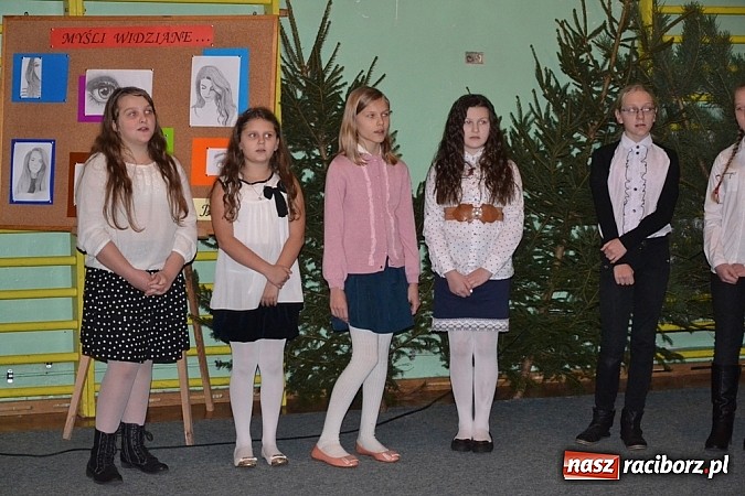 Zdjęcie w galerii na portalu naszraciborz.pl: Atmosfera świąt i kultury nie tylko politycznej wiadomości z regionu