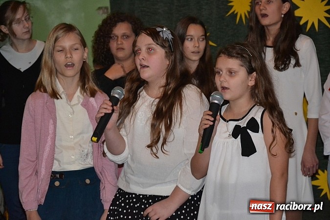 Zdjęcie w galerii na portalu naszraciborz.pl: Atmosfera świąt i kultury nie tylko politycznej wiadomości z regionu