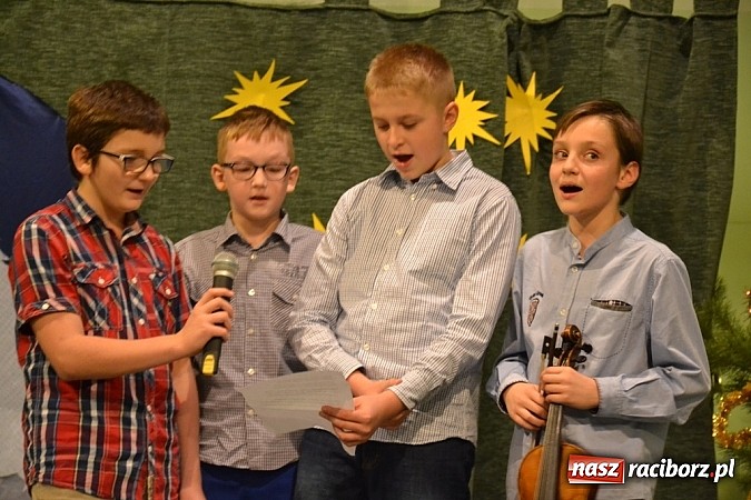 Zdjęcie w galerii na portalu naszraciborz.pl: Atmosfera świąt i kultury nie tylko politycznej wiadomości z regionu