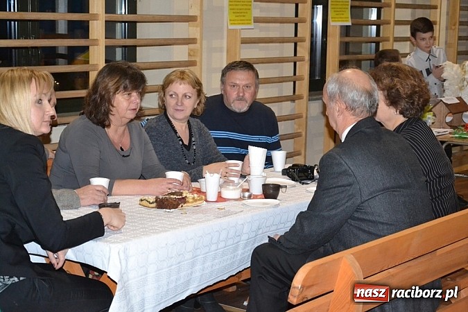 Zdjęcie w galerii na portalu naszraciborz.pl: Atmosfera świąt i kultury nie tylko politycznej wiadomości z regionu