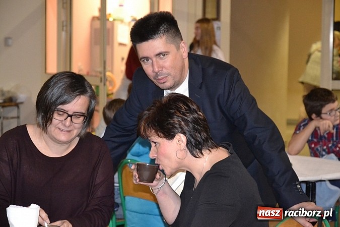 Zdjęcie w galerii na portalu naszraciborz.pl: Atmosfera świąt i kultury nie tylko politycznej wiadomości z regionu