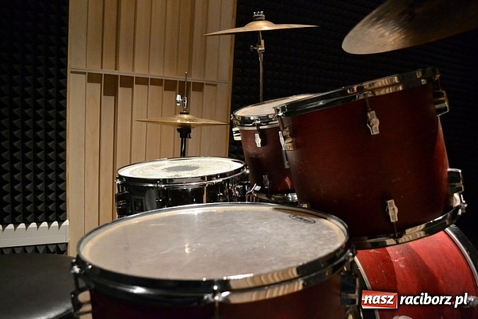 Zdjęcie w galerii na portalu naszraciborz.pl: MOKSiR w Kuźni Raciborskiej już po remoncie wiadomości z regionu