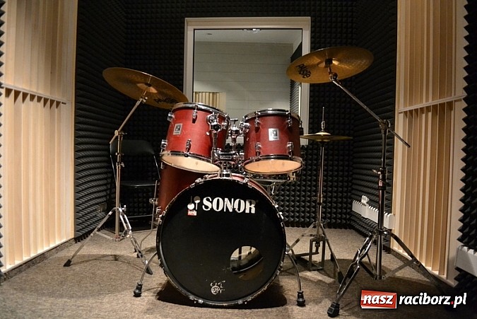 Zdjęcie w galerii na portalu naszraciborz.pl: MOKSiR w Kuźni Raciborskiej już po remoncie wiadomości z regionu