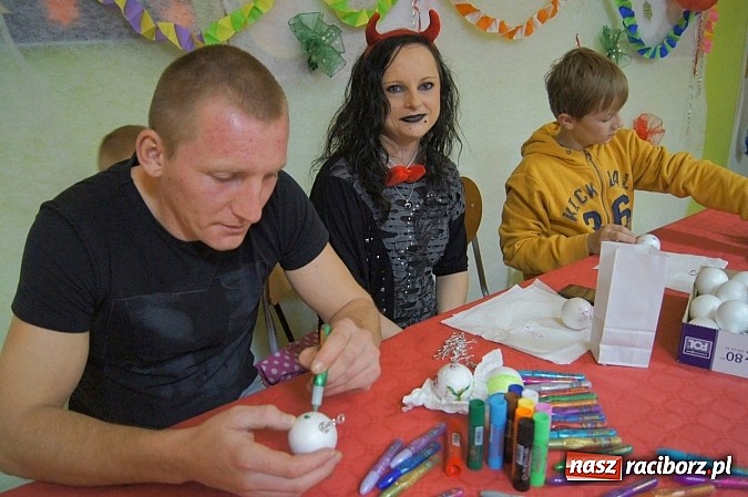 Zdjęcie w galerii na portalu naszraciborz.pl: Projekt w Szonowicach zbliżył mieszkańców wiadomości z regionu