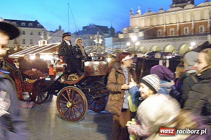 Zdjęcie w galerii na portalu naszraciborz.pl: Uczniowie z Krzanowic na wycieczce w Krakowie wiadomości z regionu