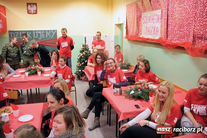 Zdjęcie w galerii na portalu naszraciborz.pl: Radość, uśmiech i łzy wzruszenia - Niezwykły Finał Szlachetnej Paczki! wiadomości z regionu