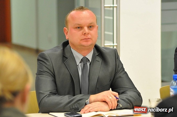 Zdjęcie w galerii na portalu naszraciborz.pl: Ryszard Winiarski nowym starostą raciborskim wiadomości z regionu