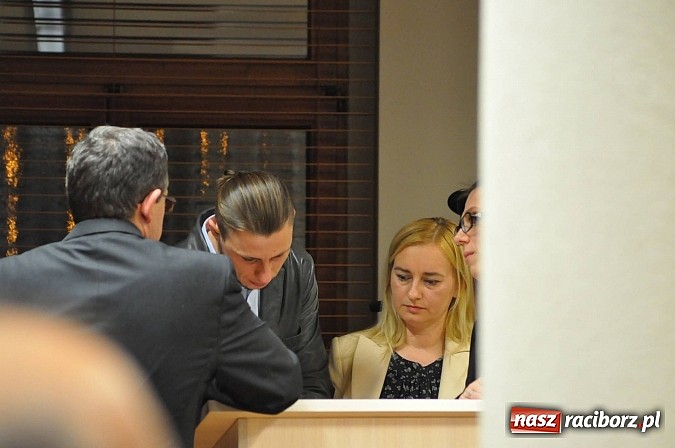 Zdjęcie w galerii na portalu naszraciborz.pl: Ryszard Winiarski nowym starostą raciborskim wiadomości z regionu