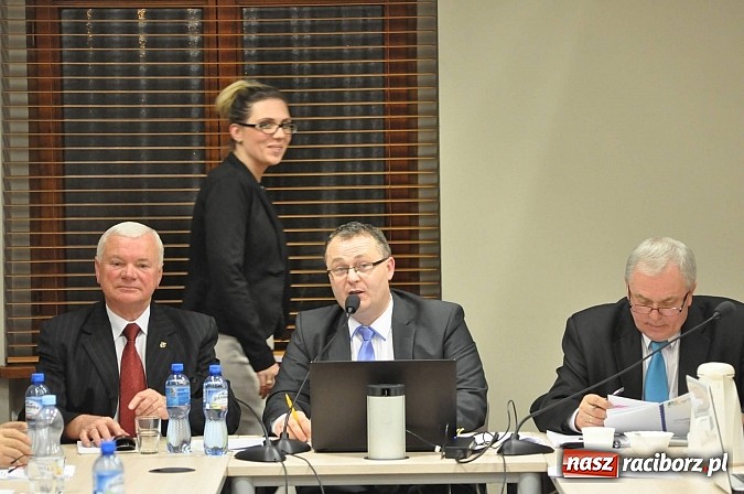 Zdjęcie w galerii na portalu naszraciborz.pl: Ryszard Winiarski nowym starostą raciborskim wiadomości z regionu