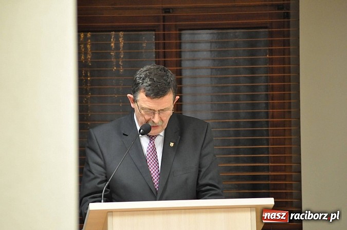 Zdjęcie w galerii na portalu naszraciborz.pl: Ryszard Winiarski nowym starostą raciborskim wiadomości z regionu