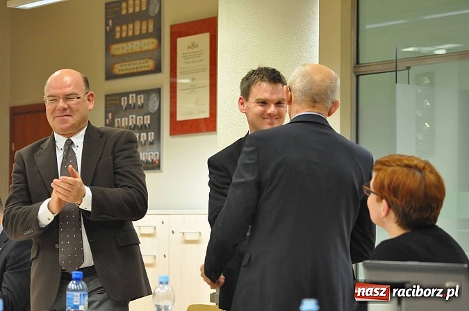 Zdjęcie w galerii na portalu naszraciborz.pl: Ryszard Winiarski nowym starostą raciborskim wiadomości z regionu