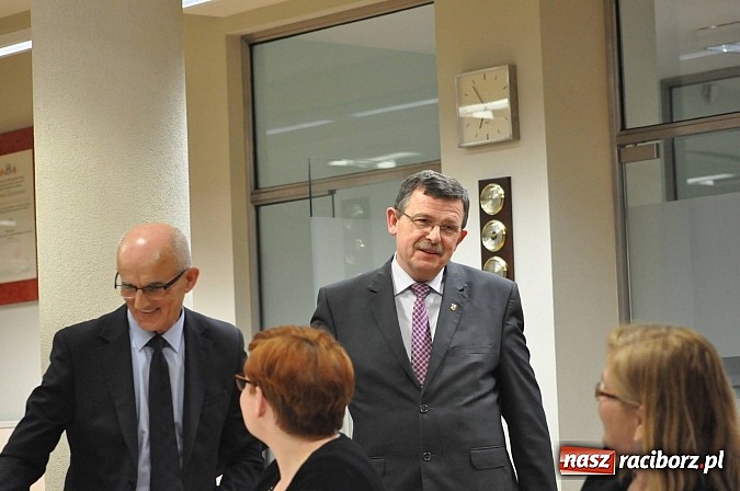 Zdjęcie w galerii na portalu naszraciborz.pl: Ryszard Winiarski nowym starostą raciborskim wiadomości z regionu