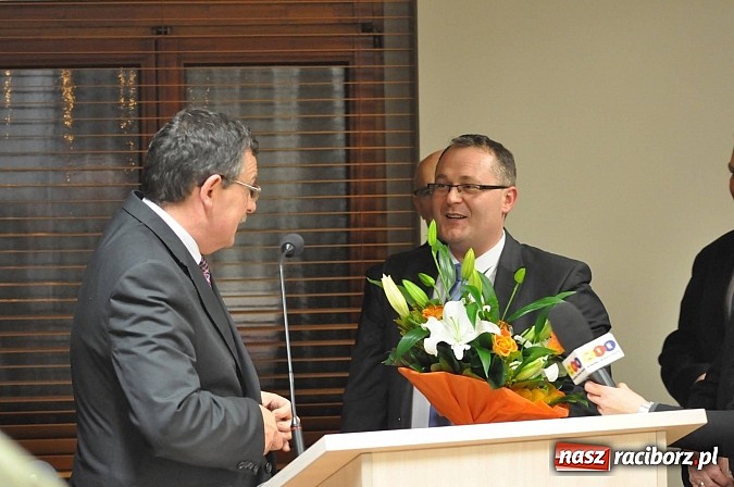 Zdjęcie w galerii na portalu naszraciborz.pl: Ryszard Winiarski nowym starostą raciborskim wiadomości z regionu