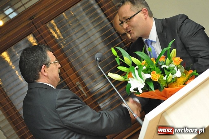 Zdjęcie w galerii na portalu naszraciborz.pl: Ryszard Winiarski nowym starostą raciborskim wiadomości z regionu
