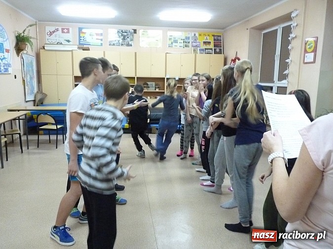 Zdjęcie w galerii na portalu naszraciborz.pl: Nocna przygoda z językiem niemieckim  wiadomości z regionu