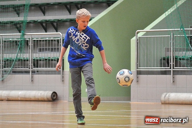 Zdjęcie w galerii na portalu naszraciborz.pl: Mat-Bruk niepokonany. RS Bau Grzegorzowice i Klama Team podzielili się punktami wiadomości z regionu