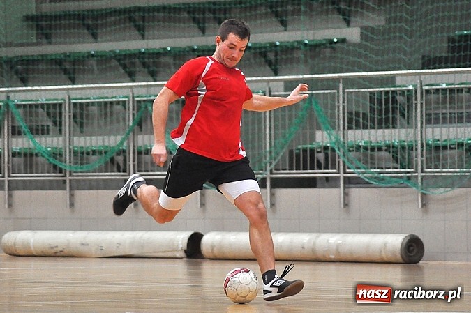 Zdjęcie w galerii na portalu naszraciborz.pl: Mat-Bruk niepokonany. RS Bau Grzegorzowice i Klama Team podzielili się punktami wiadomości z regionu