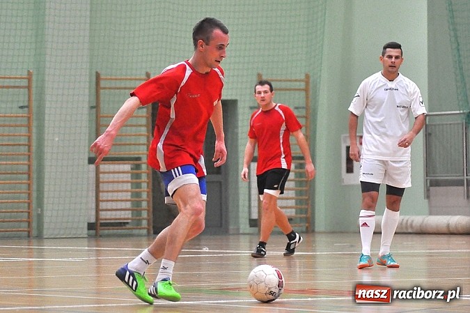 Zdjęcie w galerii na portalu naszraciborz.pl: Mat-Bruk niepokonany. RS Bau Grzegorzowice i Klama Team podzielili się punktami wiadomości z regionu