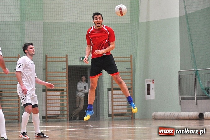 Zdjęcie w galerii na portalu naszraciborz.pl: Mat-Bruk niepokonany. RS Bau Grzegorzowice i Klama Team podzielili się punktami wiadomości z regionu