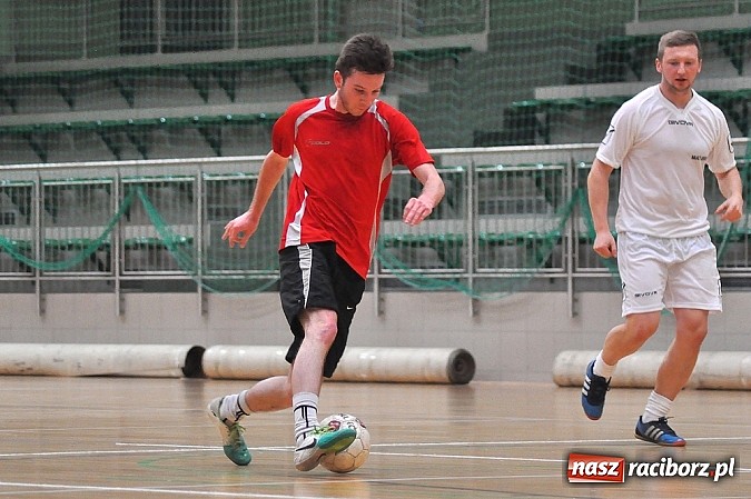 Zdjęcie w galerii na portalu naszraciborz.pl: Mat-Bruk niepokonany. RS Bau Grzegorzowice i Klama Team podzielili się punktami wiadomości z regionu