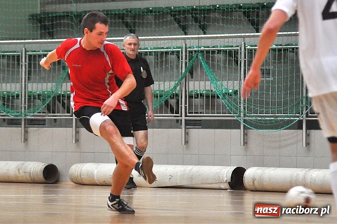 Zdjęcie w galerii na portalu naszraciborz.pl: Mat-Bruk niepokonany. RS Bau Grzegorzowice i Klama Team podzielili się punktami wiadomości z regionu