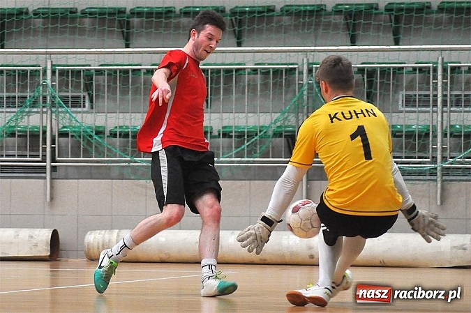 Zdjęcie w galerii na portalu naszraciborz.pl: Mat-Bruk niepokonany. RS Bau Grzegorzowice i Klama Team podzielili się punktami wiadomości z regionu