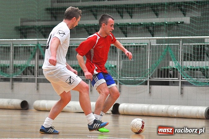 Zdjęcie w galerii na portalu naszraciborz.pl: Mat-Bruk niepokonany. RS Bau Grzegorzowice i Klama Team podzielili się punktami wiadomości z regionu
