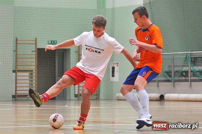 Zdjęcie w galerii na portalu naszraciborz.pl: Mat-Bruk niepokonany. RS Bau Grzegorzowice i Klama Team podzielili się punktami wiadomości z regionu