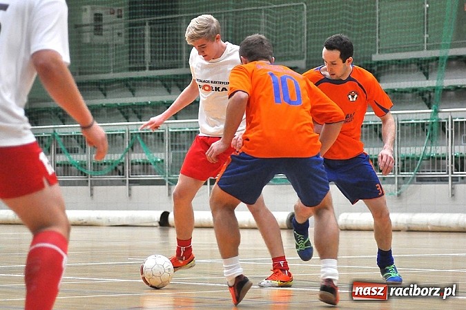 Zdjęcie w galerii na portalu naszraciborz.pl: Mat-Bruk niepokonany. RS Bau Grzegorzowice i Klama Team podzielili się punktami wiadomości z regionu