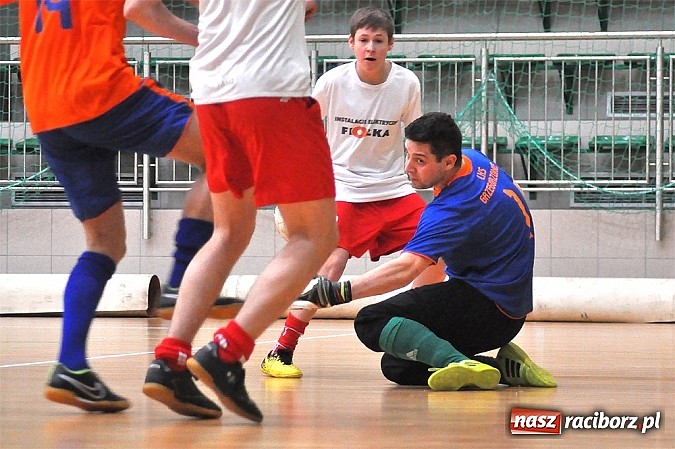 Zdjęcie w galerii na portalu naszraciborz.pl: Mat-Bruk niepokonany. RS Bau Grzegorzowice i Klama Team podzielili się punktami wiadomości z regionu