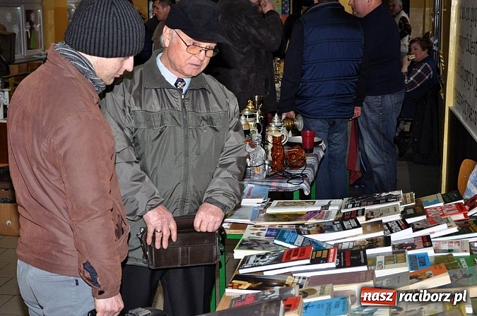 Zdjęcie w galerii na portalu naszraciborz.pl: Świąteczna Giełda Staroci i Rękodzieła  wiadomości z regionu