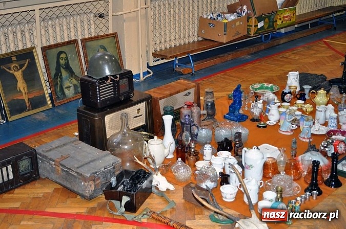 Zdjęcie w galerii na portalu naszraciborz.pl: Świąteczna Giełda Staroci i Rękodzieła  wiadomości z regionu