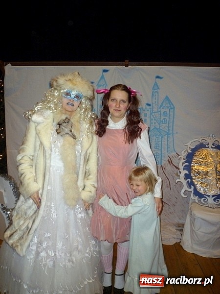 Zdjęcie w galerii na portalu naszraciborz.pl: Teatrzyk Królowa Śniegu w Kuźni Raciborskiej wiadomości z regionu