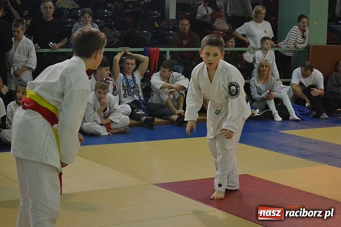 Zdjęcie w galerii na portalu naszraciborz.pl: Worek medali dla młodych Łamatorów  wiadomości z regionu