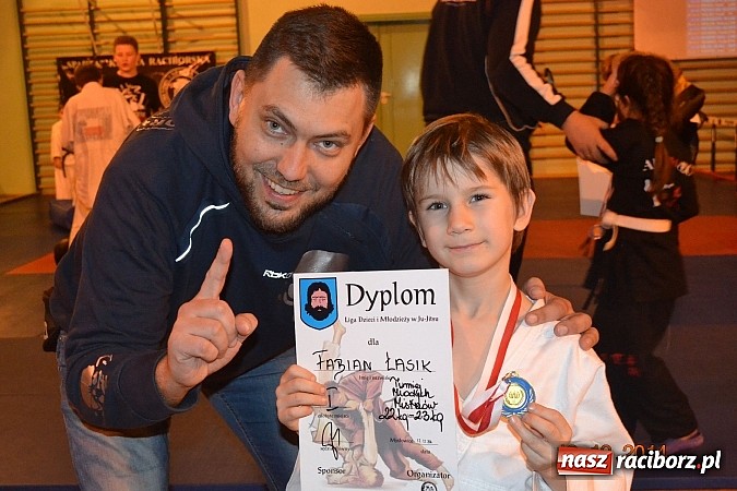 Zdjęcie w galerii na portalu naszraciborz.pl: Worek medali dla młodych Łamatorów  wiadomości z regionu