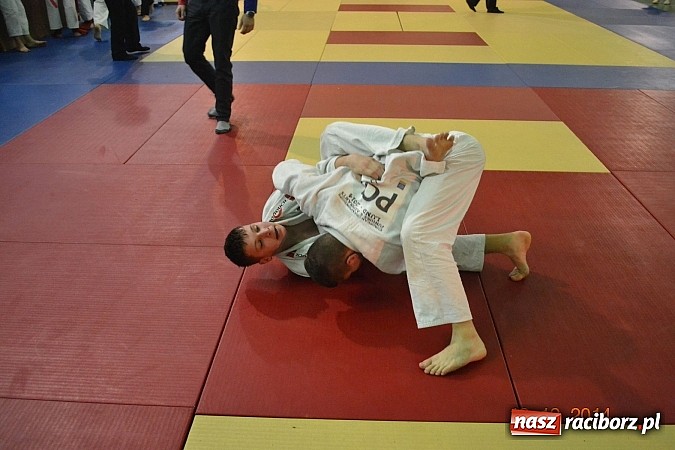 Zdjęcie w galerii na portalu naszraciborz.pl: Worek medali dla młodych Łamatorów  wiadomości z regionu