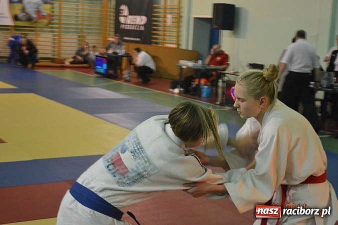 Zdjęcie w galerii na portalu naszraciborz.pl: Worek medali dla młodych Łamatorów  wiadomości z regionu