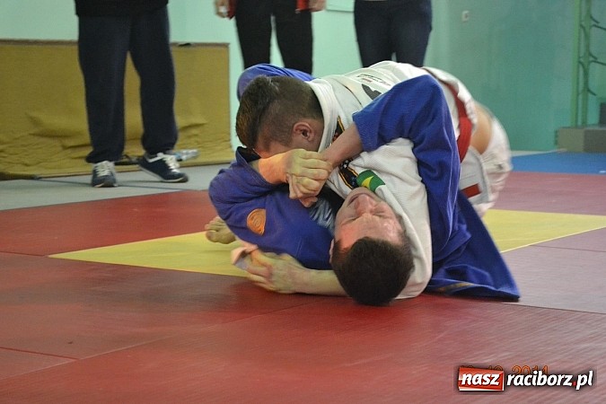 Zdjęcie w galerii na portalu naszraciborz.pl: Worek medali dla młodych Łamatorów  wiadomości z regionu