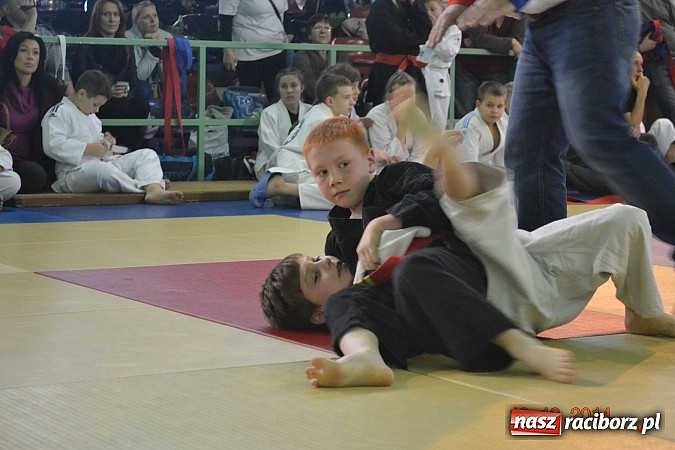 Zdjęcie w galerii na portalu naszraciborz.pl: Worek medali dla młodych Łamatorów  wiadomości z regionu