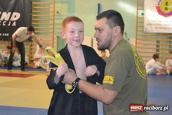 Zdjęcie w galerii na portalu naszraciborz.pl: Worek medali dla młodych Łamatorów  wiadomości z regionu
