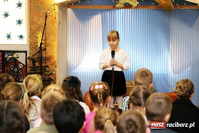 Zdjęcie w galerii na portalu naszraciborz.pl: Świąteczne śpiewy w Wojnowicach wiadomości z regionu