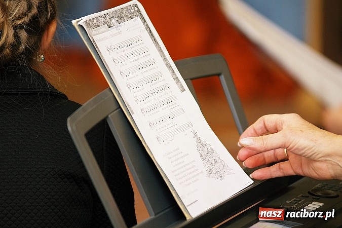 Zdjęcie w galerii na portalu naszraciborz.pl: Świąteczne śpiewy w Wojnowicach wiadomości z regionu