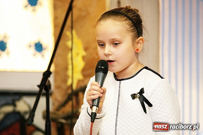 Zdjęcie w galerii na portalu naszraciborz.pl: Świąteczne śpiewy w Wojnowicach wiadomości z regionu