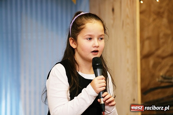 Zdjęcie w galerii na portalu naszraciborz.pl: Świąteczne śpiewy w Wojnowicach wiadomości z regionu
