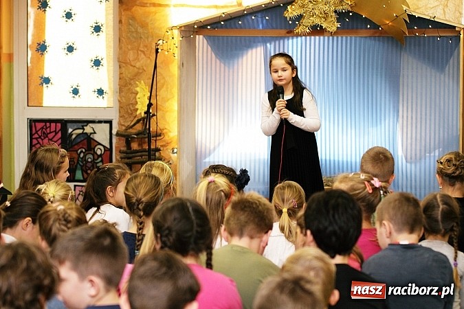 Zdjęcie w galerii na portalu naszraciborz.pl: Świąteczne śpiewy w Wojnowicach wiadomości z regionu