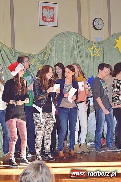 Zdjęcie w galerii na portalu naszraciborz.pl: Kiermasz świąteczny w raciborskim ZSE  wiadomości z regionu