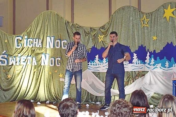 Zdjęcie w galerii na portalu naszraciborz.pl: Kiermasz świąteczny w raciborskim ZSE  wiadomości z regionu