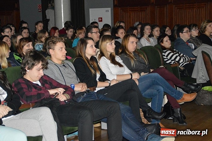 Zdjęcie w galerii na portalu naszraciborz.pl: Bóg się rodzi, gwiazda wschodzi – Jasełka ZSZ  wiadomości z regionu