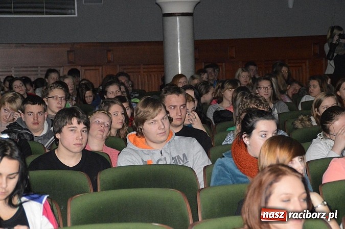 Zdjęcie w galerii na portalu naszraciborz.pl: Bóg się rodzi, gwiazda wschodzi – Jasełka ZSZ  wiadomości z regionu